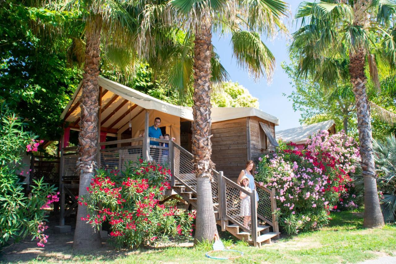 Camping Les Pecheurs Hotel Roquebrune-sur-Argens Exterior photo